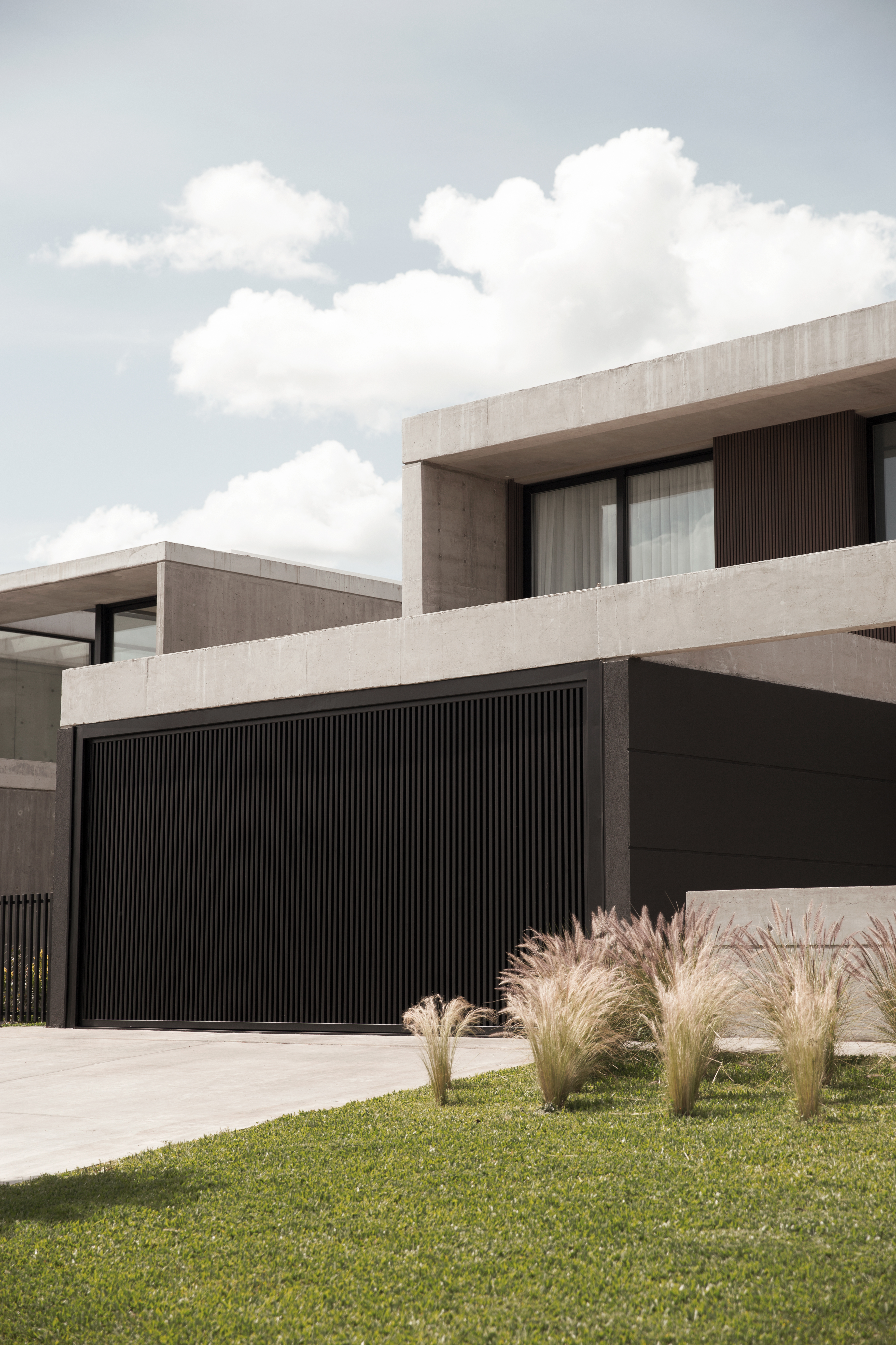 Vista exterior vivienda residencial Costas, Buenos Aires